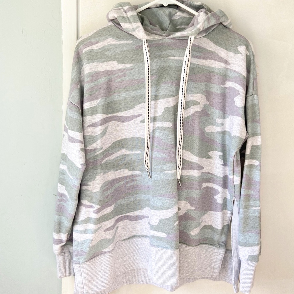 Aerie Oversized Camo Hoodie pullover